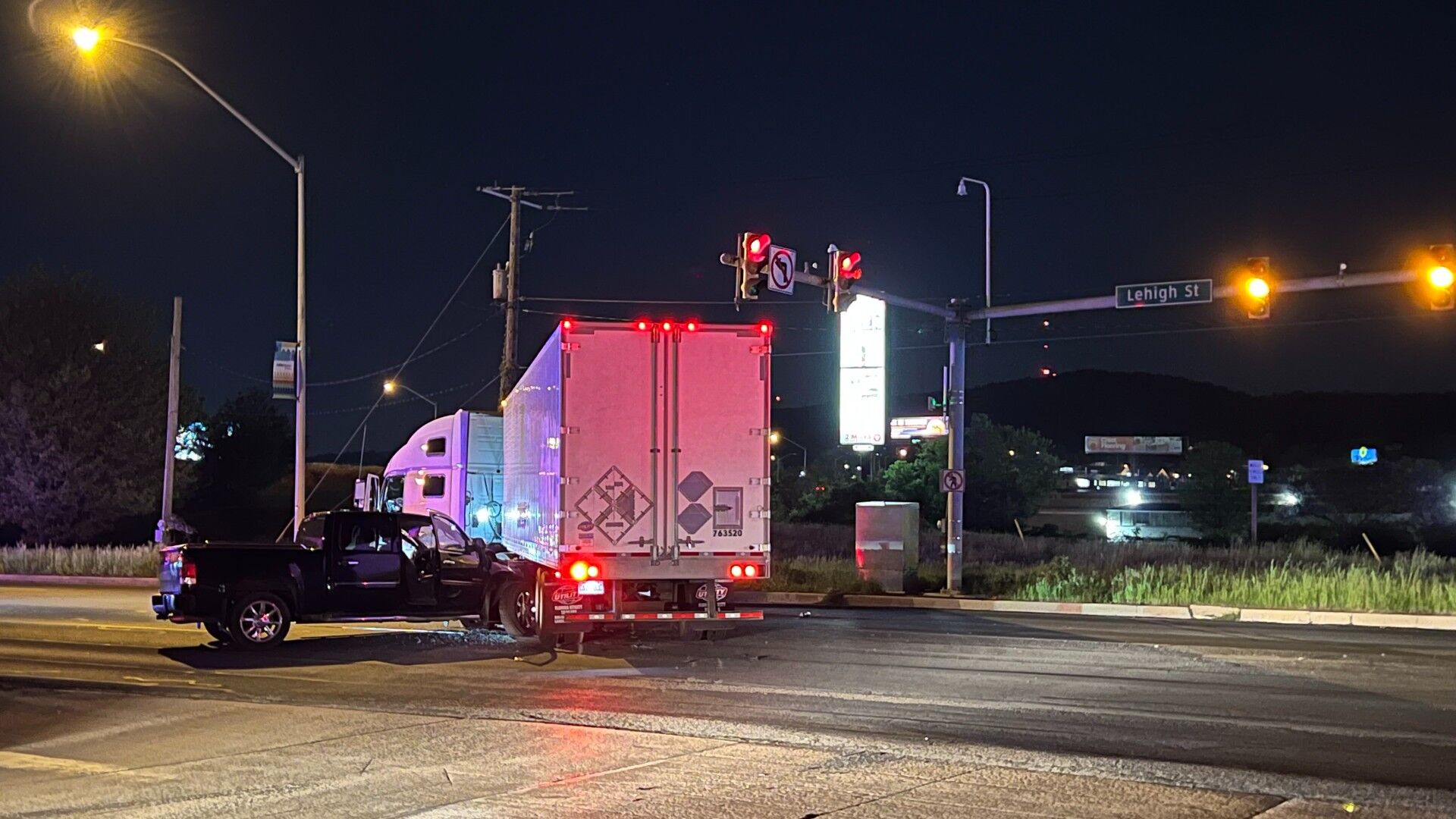 Pickup truck crashes into tractor-trailer 2